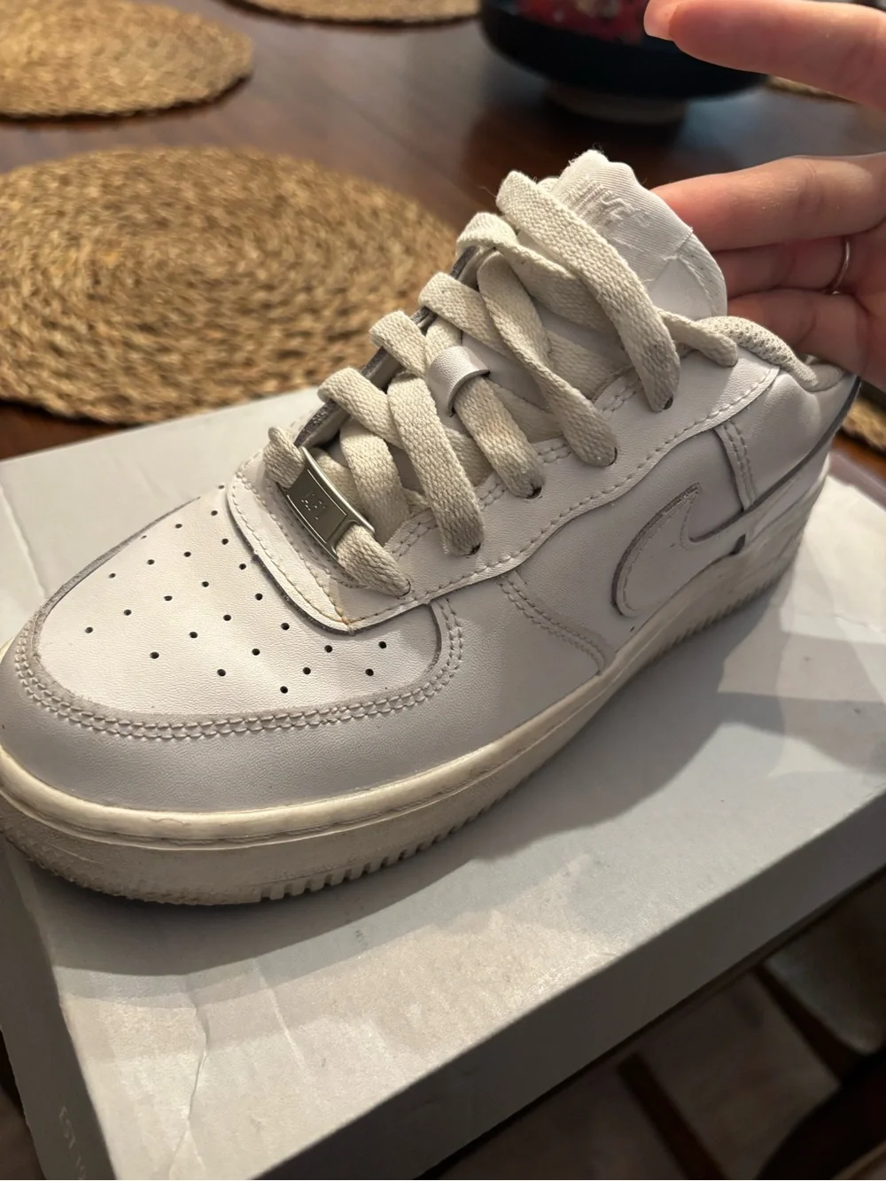 Nike Kids White Low-Top Leather Sneaker